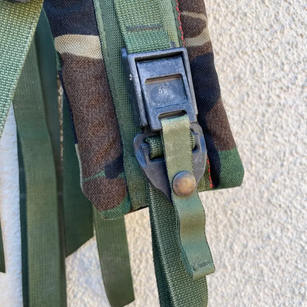 Authentic US Army MOLLE II Large Rucksack Shoulder Straps Frame Woodland SDS 97